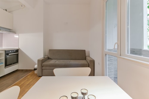 Bright Apartment in the Heart of the City 1 Flat Manager Booking