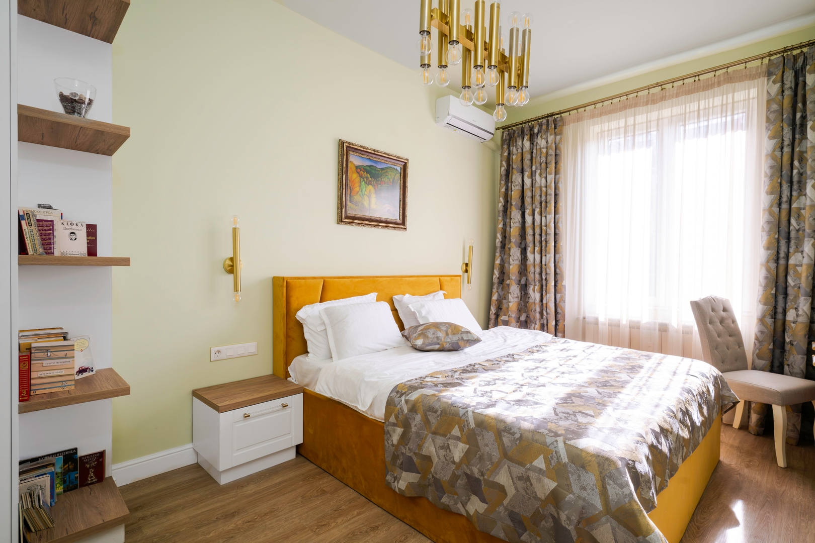 Urban Charm & Comfort: Chic 2BD in Prime Location 13 Flat Manager Booking