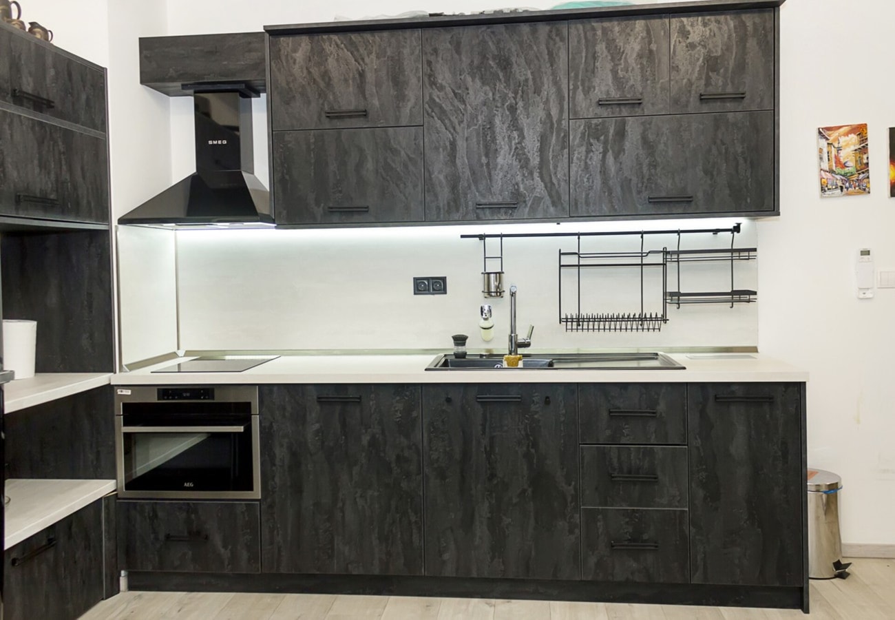 New Black & White Flat 5 Min Away From Sea Garden 8 Flat Manager Booking