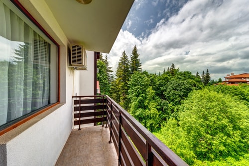 Villa Kometa  – 1BD Apt with Balcony & Forest View 1 Flat Manager Booking