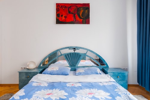 Bright 2-BD Top Central Apt 17 Flat Manager Booking