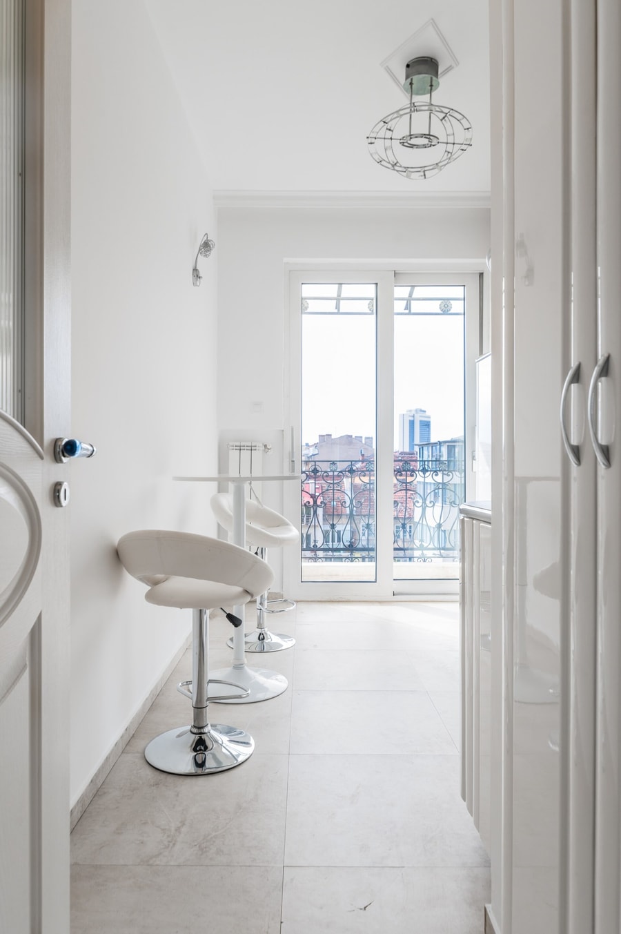 Vitosha Str 2BD White & Blue Apt 9 Flat Manager Booking
