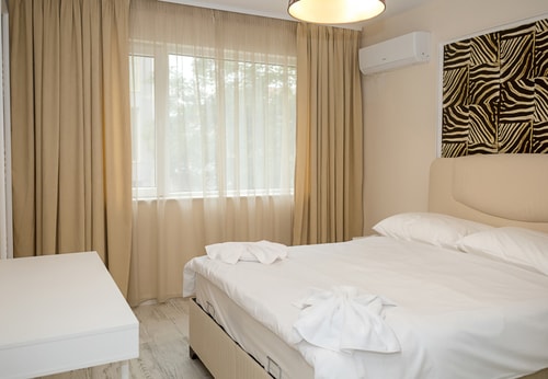 VARNA Kristina Volov · Casa Novara: Relax and Enjoy - 1BD Flat w/ Parking 12 Flat Manager Booking