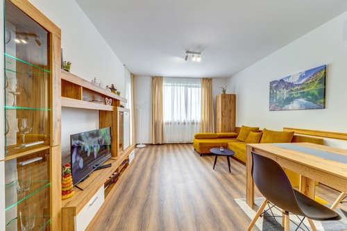 Villa Kometa  – 1BD Apt with Balcony & Forest View 9 Flat Manager Booking
