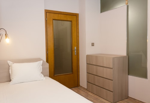 Modern Comfort in Central Varna with WorkSpace 13 Flat Manager Booking