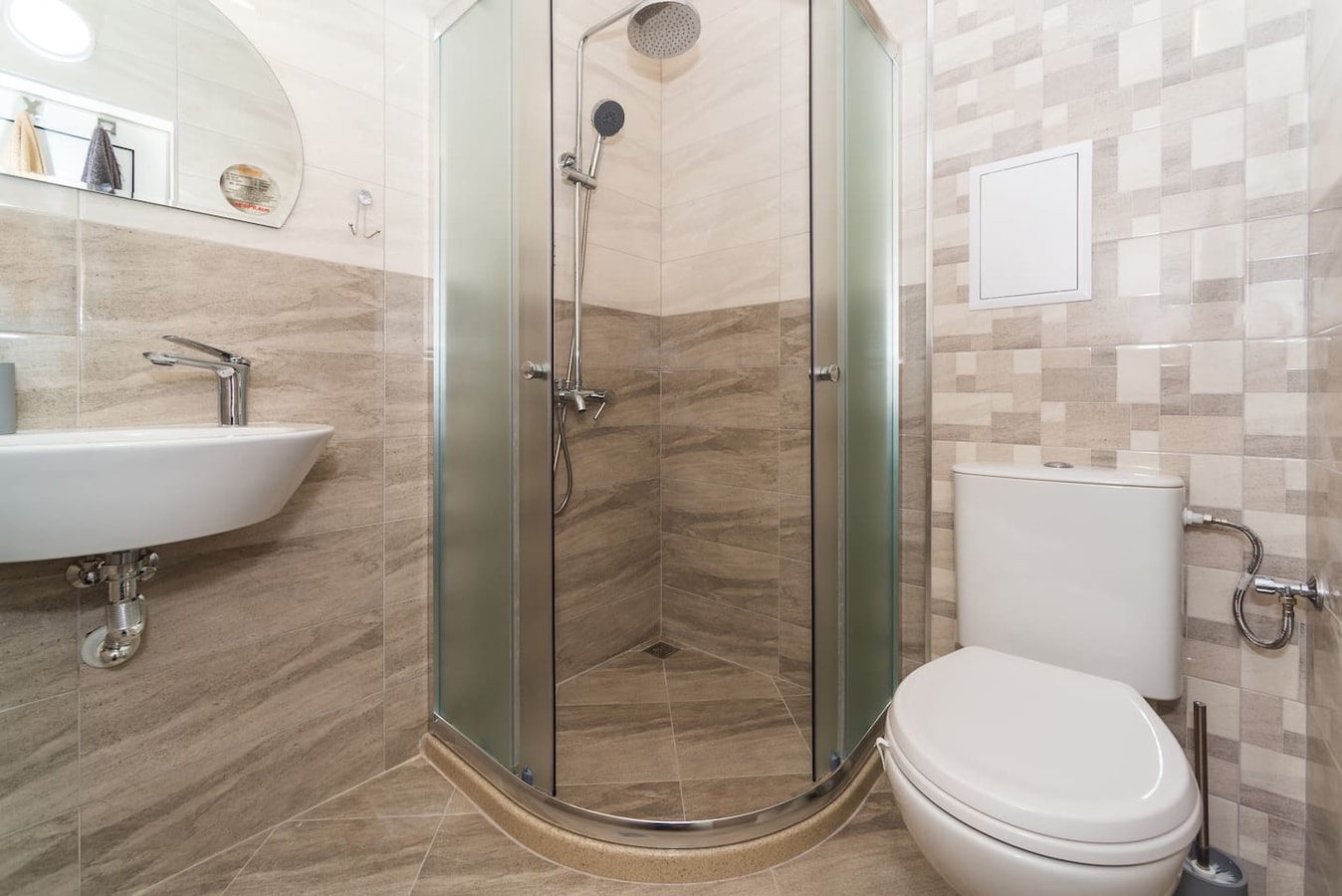 Alma Apartment - Stylish 1BD Flat with Balcony 11 Flat Manager Booking