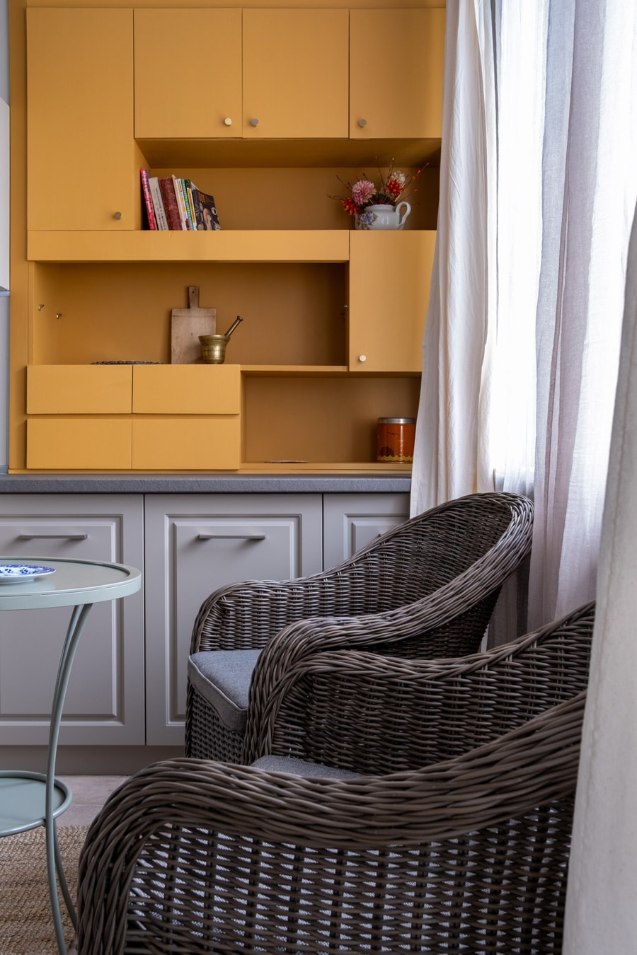 Retro-Chic 1BR Apartment next to Vasil Levski Blvd 7 Flat Manager Booking