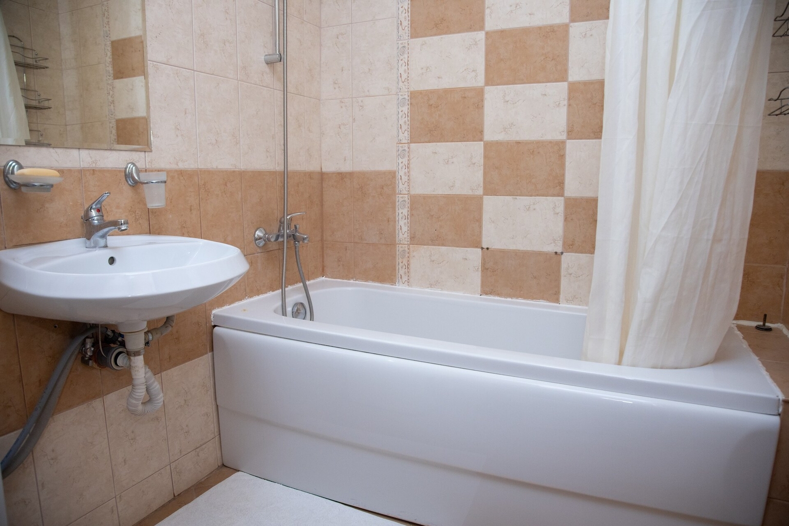 Sunny apartment in a complex with a POOL and GYM 15 Flat Manager Booking