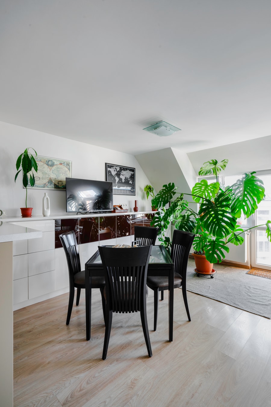 Spacious 2BD Flat with Secure Free Parking 8 Flat Manager Booking