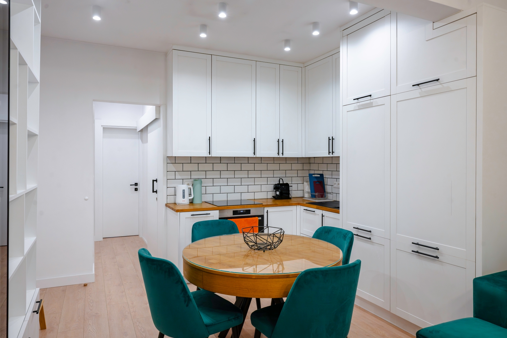 Sun-Kissed Stylish Apartment in Sofia 13 Flat Manager Booking