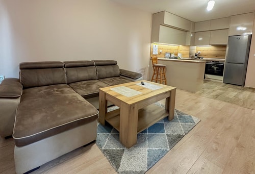 1BD Retreat with Balcony in Vibrant Varna District 4 Flat Manager Booking