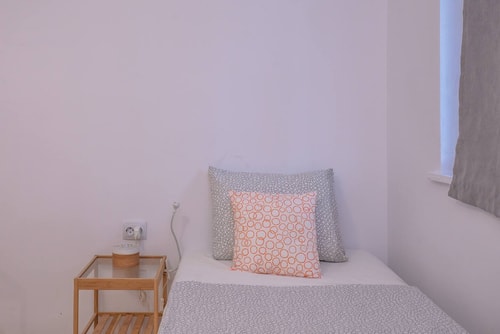 Atacama - spacious apartment in Lozenets area 14 Flat Manager Booking