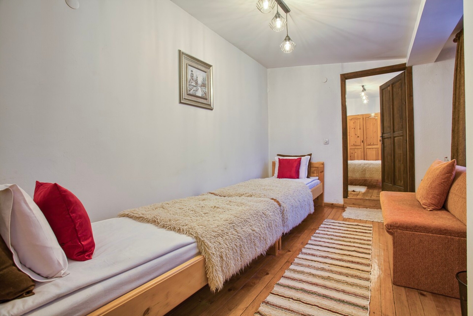 4- BDR House Monument of Culture & Architecture 14 Flat Manager Booking