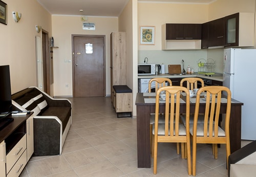 Cozy Retreat with Sea View & Balcony | Nikea Park 7 Flat Manager Booking
