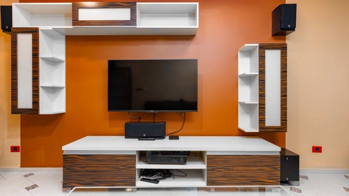 Valeri Pirotska 1BD · Central 1BD Apartment Next to Women's Market 7 Flat Manager Booking