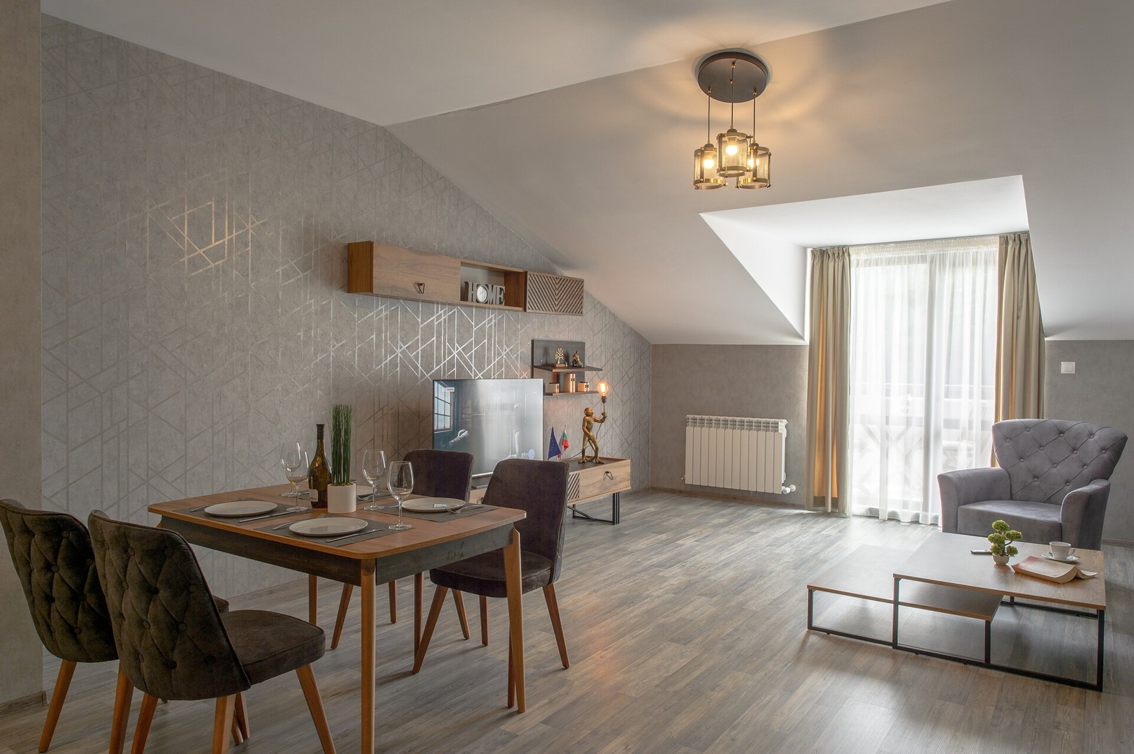 Luxury 2-bedroom apartment by Studenets Center 6 Flat Manager Booking