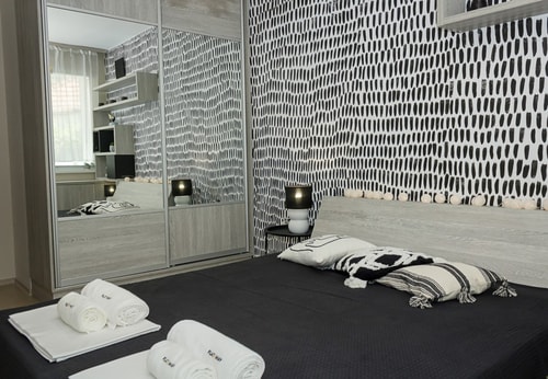 Black & White -1BD Flat in Varna Center 2 Flat Manager Booking
