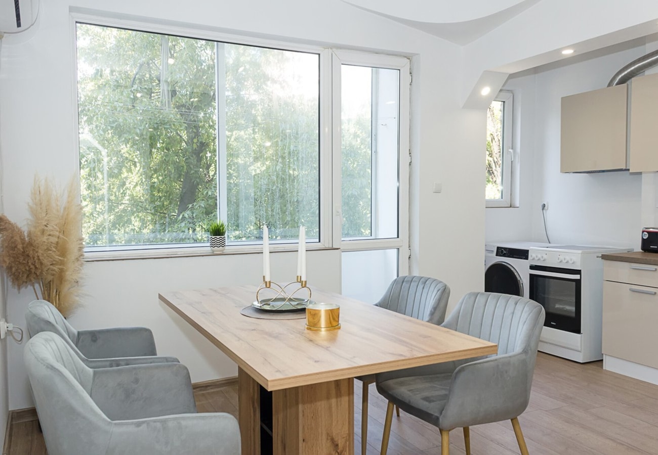 Bright 2-Bedroom Apartment Near Varna City Center 7 Flat Manager Booking