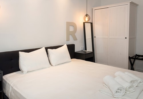Center оf Varna: 1BD  with terrace & desk 15 Flat Manager Booking