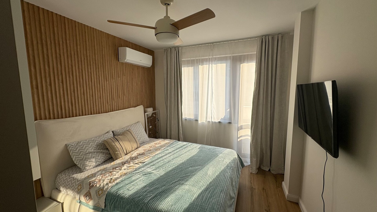 Comfort in Varna– Modern, Bright Central Apartment 2 Flat Manager Booking