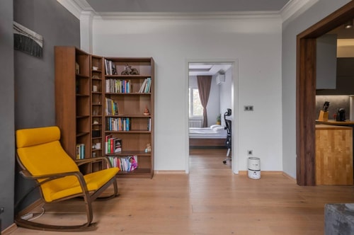 Yonita Gladstone 2BD · The Honeycomb Hideaway 6 Flat Manager Booking