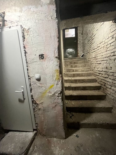 Tom Thumb & Thumbelina ~ 2 Private Rooms 11 Flat Manager Booking