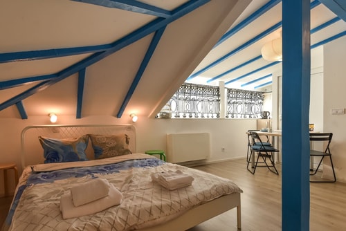 The Ivy House - A Cozy Attic near the City Center 0 Flat Manager Booking