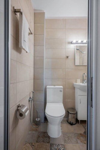 Charming & Cozy 2BD Apartment with Natural Light 22 Flat Manager Booking