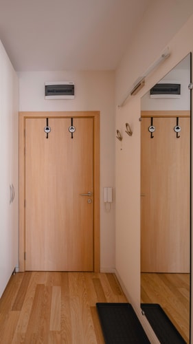 Nadya Ralevitsa 1BD · Modern & Spacious Stay with Free Parking 24 Flat Manager Booking