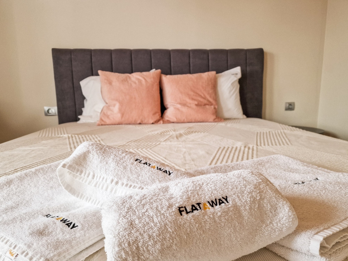 City Escape - 4 bedroom villa in Grand Therme 20 Flat Manager Booking