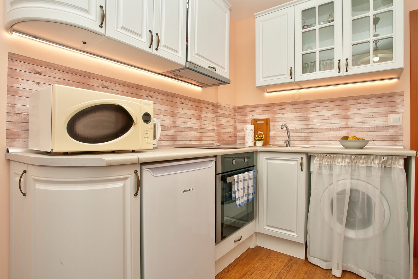 Maria Pop Bogomil 1B · ❀ Aurora-an oasis in vibrant downtown! ❀ A/C, lift 4 Flat Manager Booking