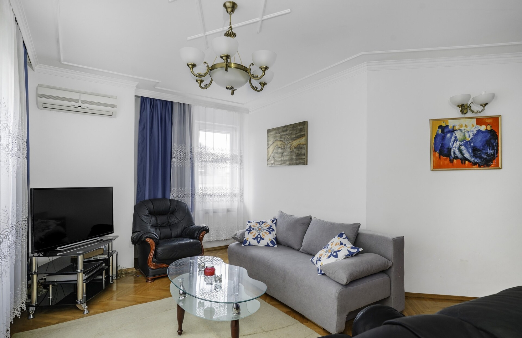 Cozy 2BD Apartment close to South Park 0 Flat Manager Booking