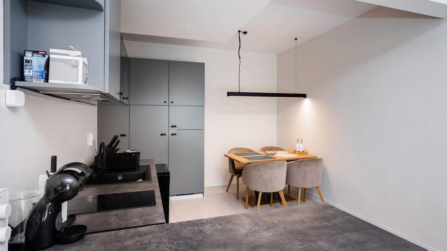 Cosy&Modern 1BD Apt close to NDK 2 Flat Manager Booking
