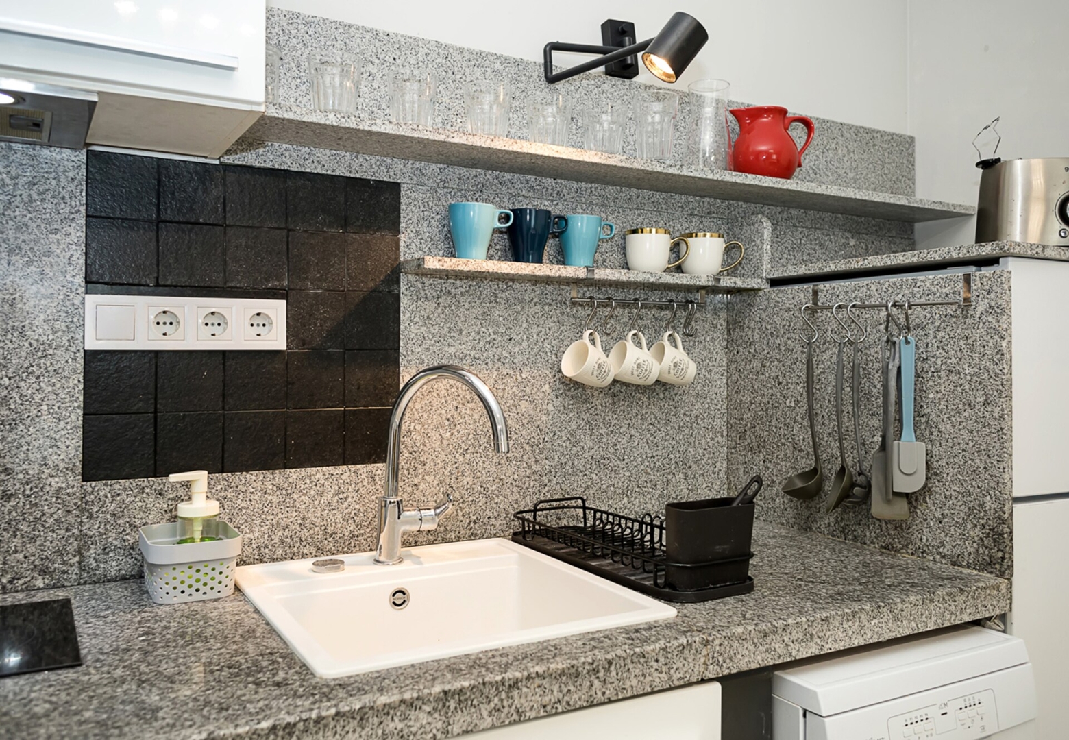 Chic 1BD Flat in St Constantine & Helena Complex 8 Flat Manager Booking