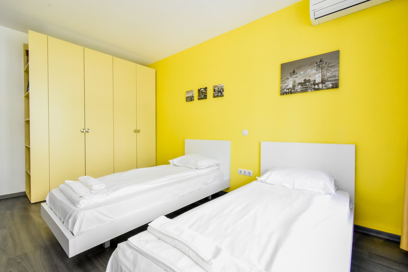 Joy Apartment – Stylish 2BD in Oborishte 14 Flat Manager Booking