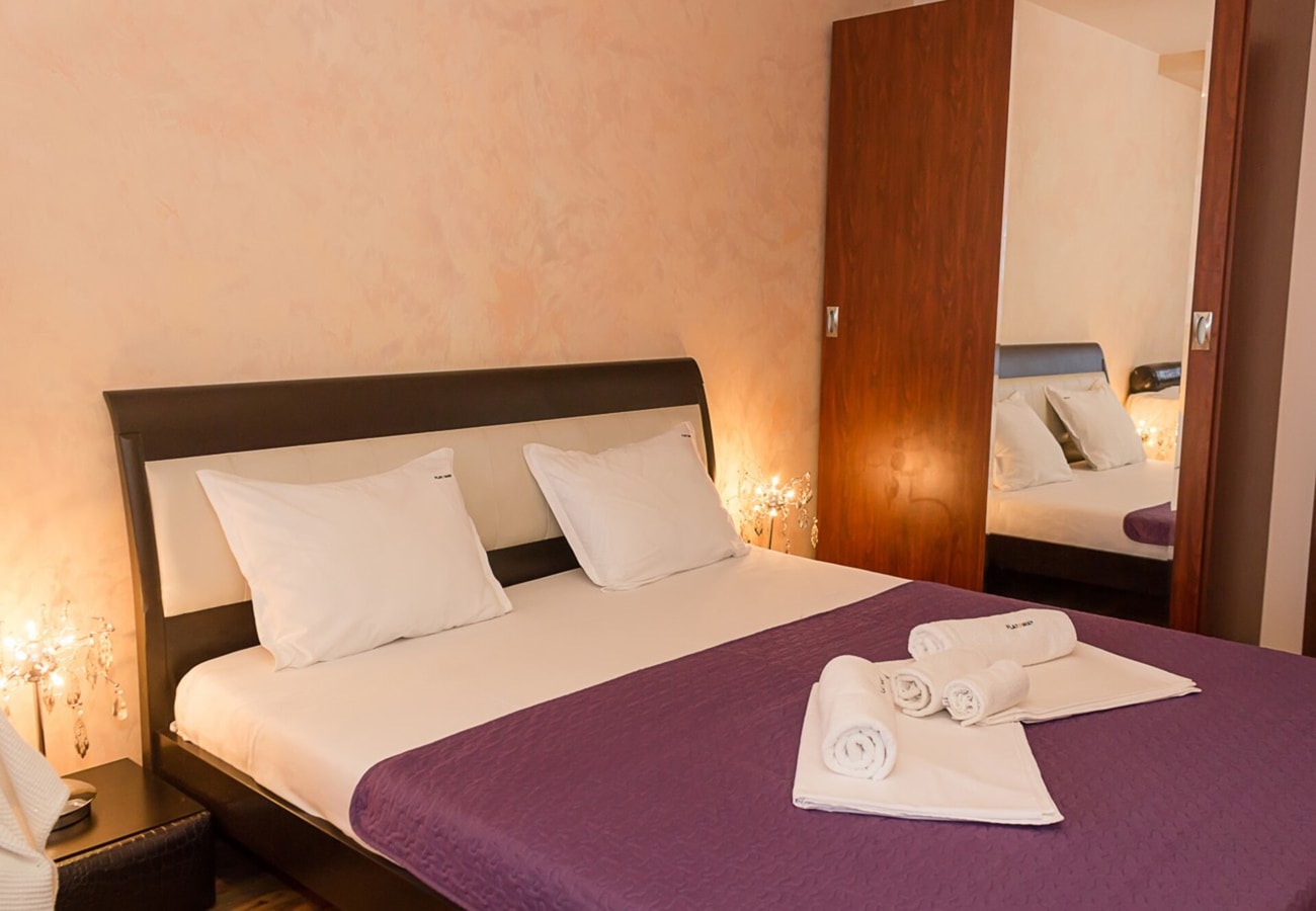 Varna Gem: 2BD Flat with Sunny Balcony 19 Flat Manager Booking