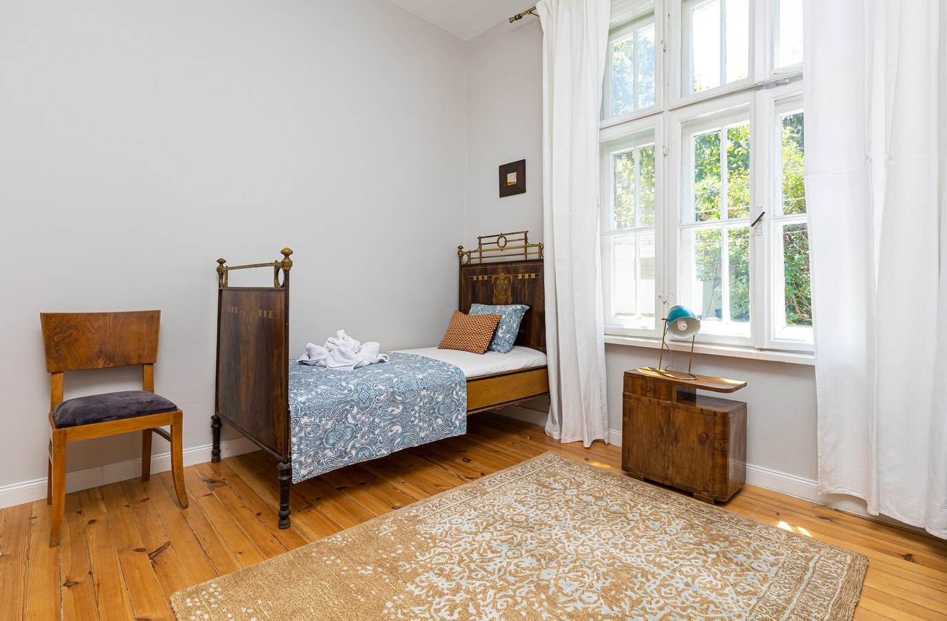 The Old Town Vintage 2-Bedroom Jewel 18 Flat Manager Booking