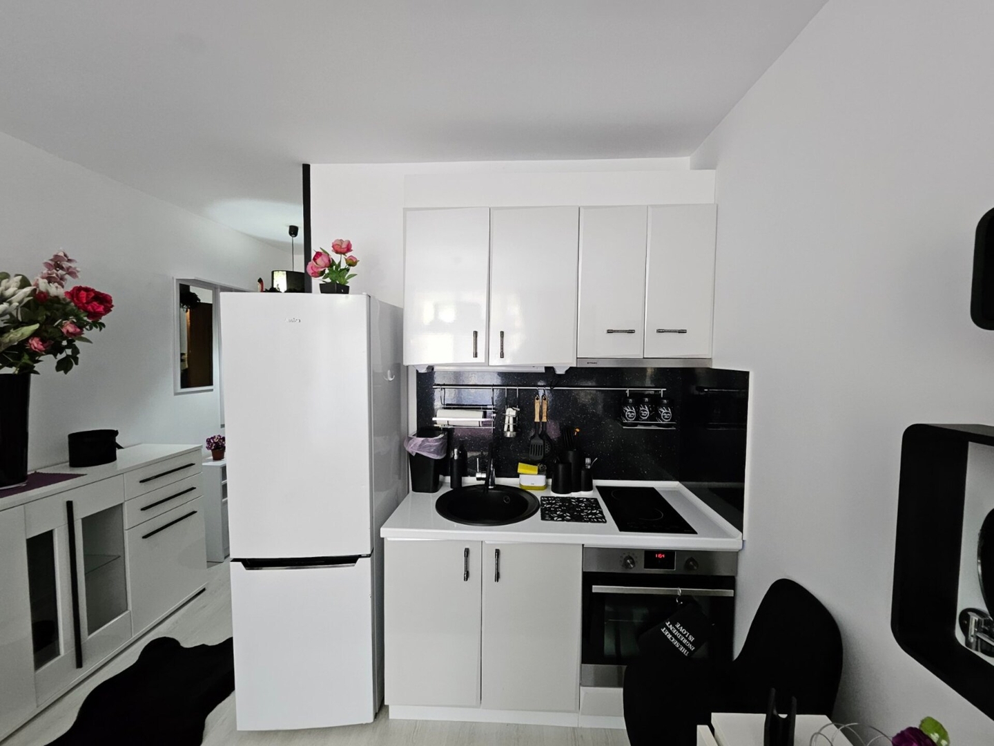 Romantic Sensual Retreat Studio by Flat Manager 17 Flat Manager Booking