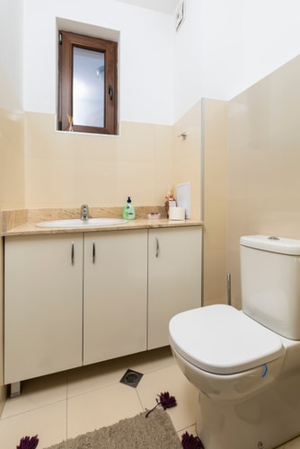 1BD Flat with a lovely terrace in the city centre 15 Flat Manager Booking