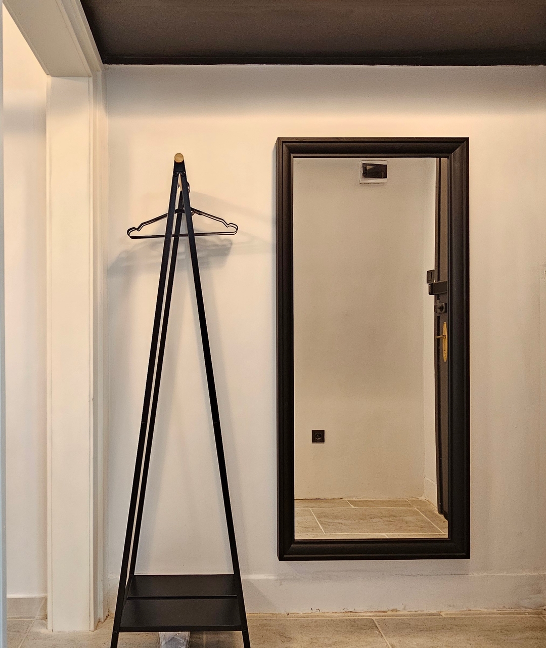 Urban Comfort: Central 1BDR near Vitoshka & NDK 27 Flat Manager Booking
