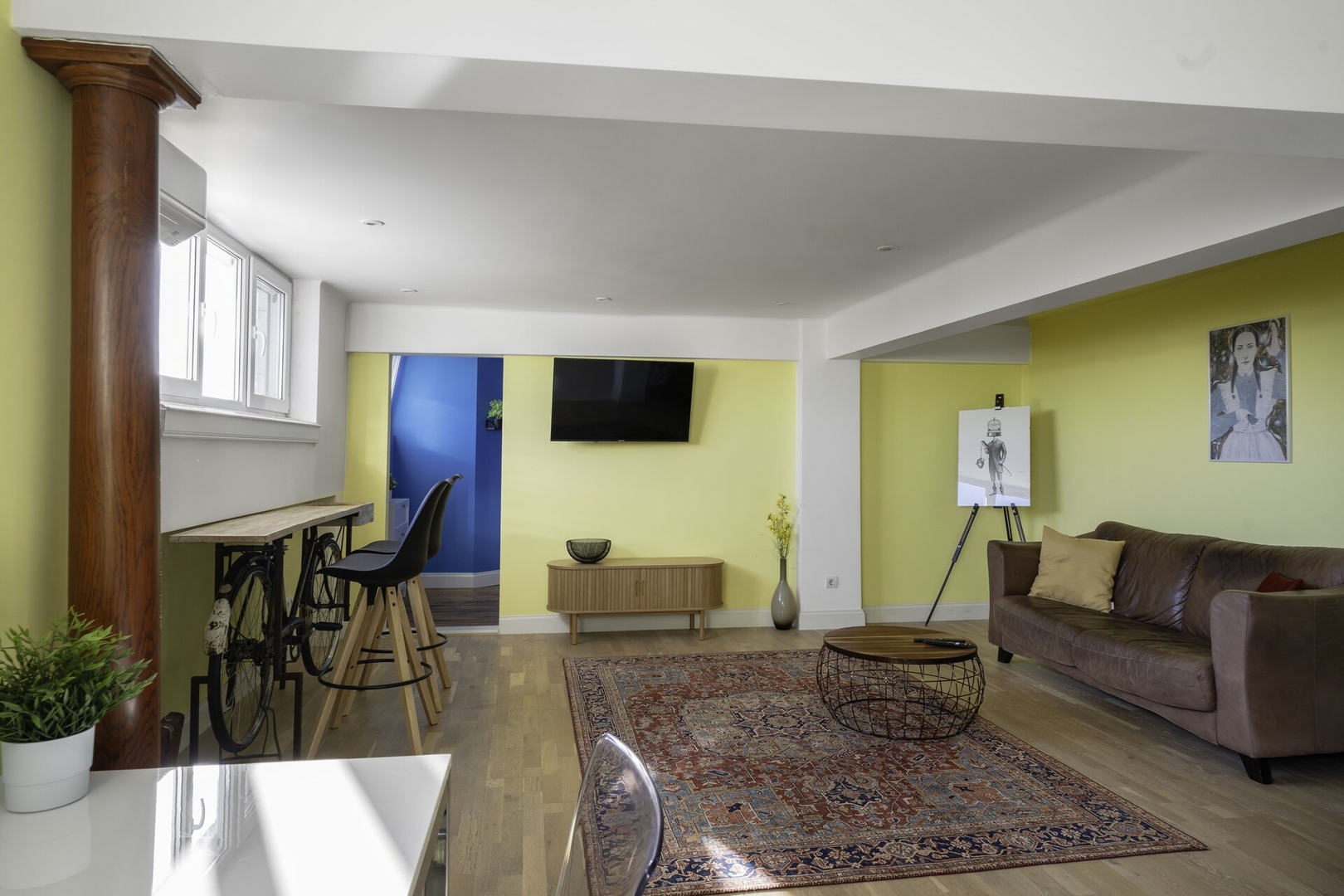 Best View in Top Center | Cozy 1-Bedroom Flat 6 Flat Manager Booking