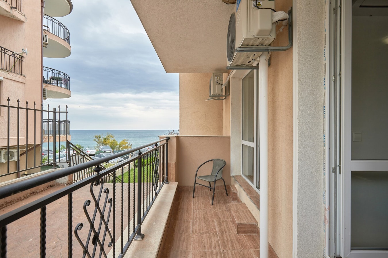 Private 1-BD Apartment with Balcony in Sveti Vlas 12 Flat Manager Booking