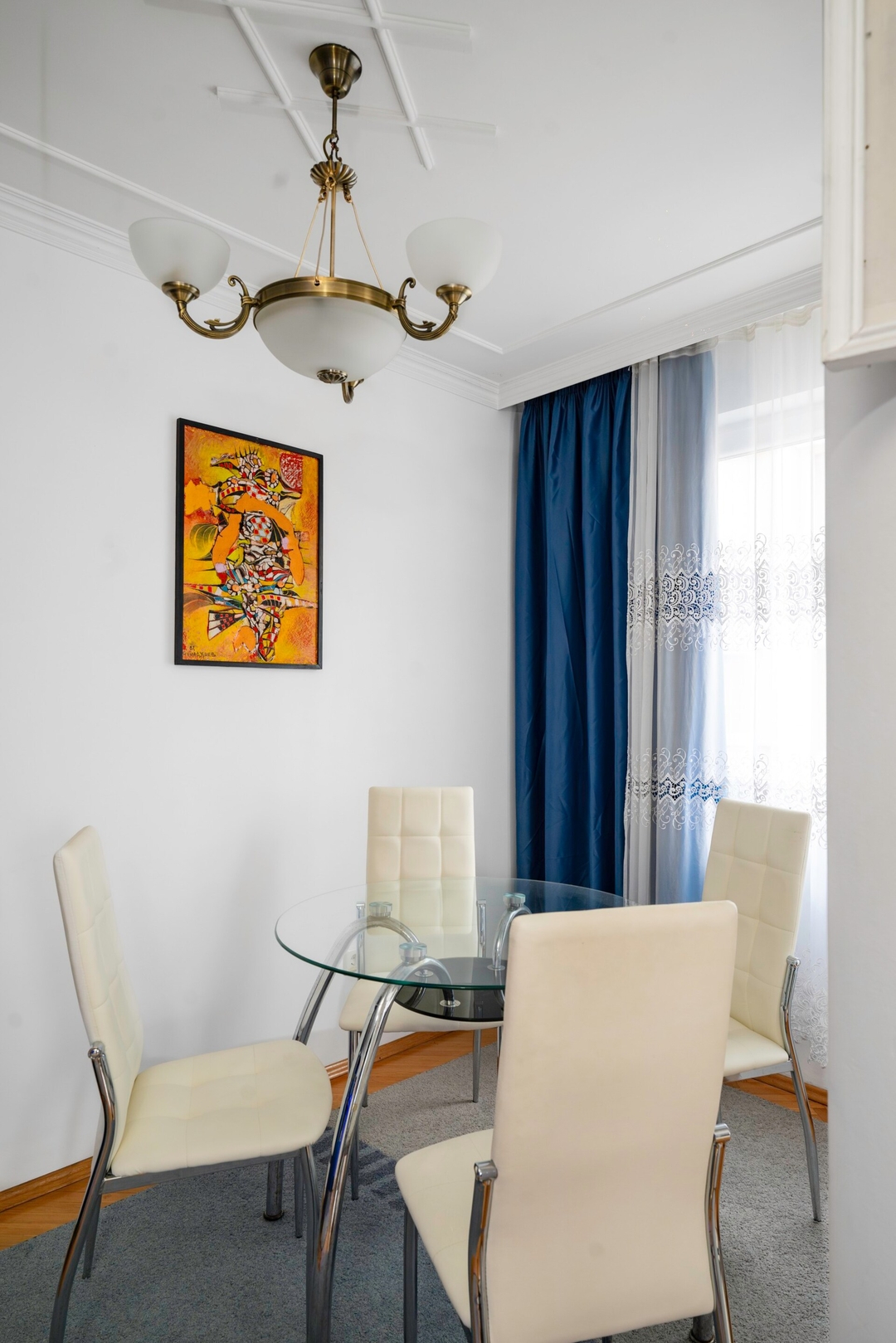 Cozy 2BD Apartment close to South Park 25 Flat Manager Booking