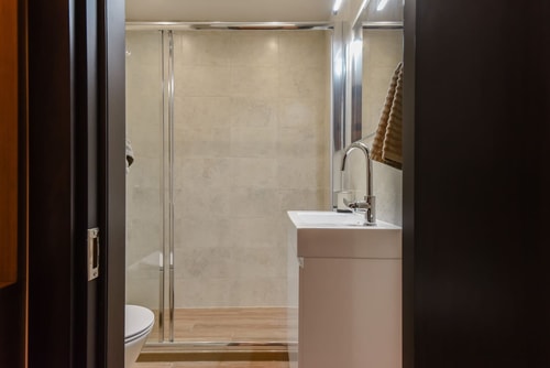 The Grunge Spot - Charming NEW 1-Bedroom 19 Flat Manager Booking