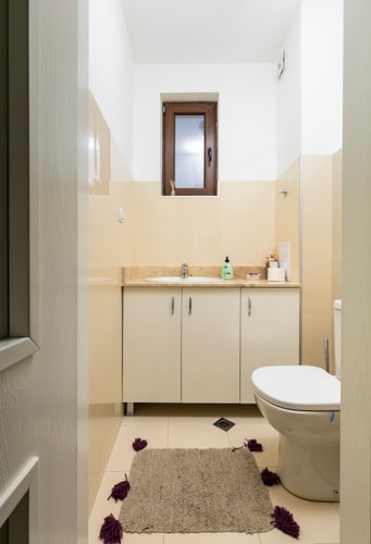 1BD Flat with a lovely terrace in the city centre 10 Flat Manager Booking