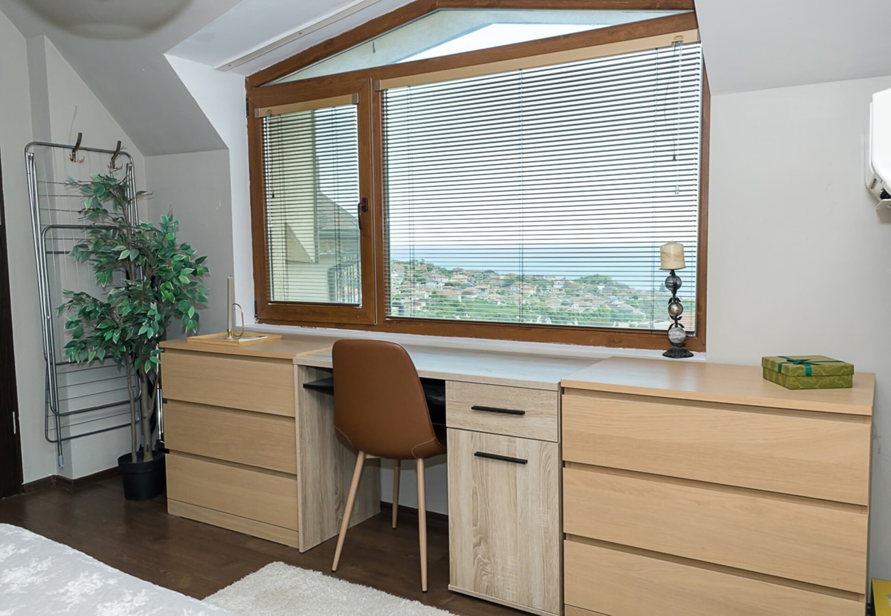 Panoramic Sea-View | 2-Bedroom Flat with Terrace 19 Flat Manager Booking