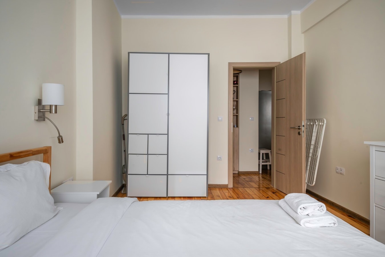 CityHub Retreat in The Heart of Sofia 12 Flat Manager Booking