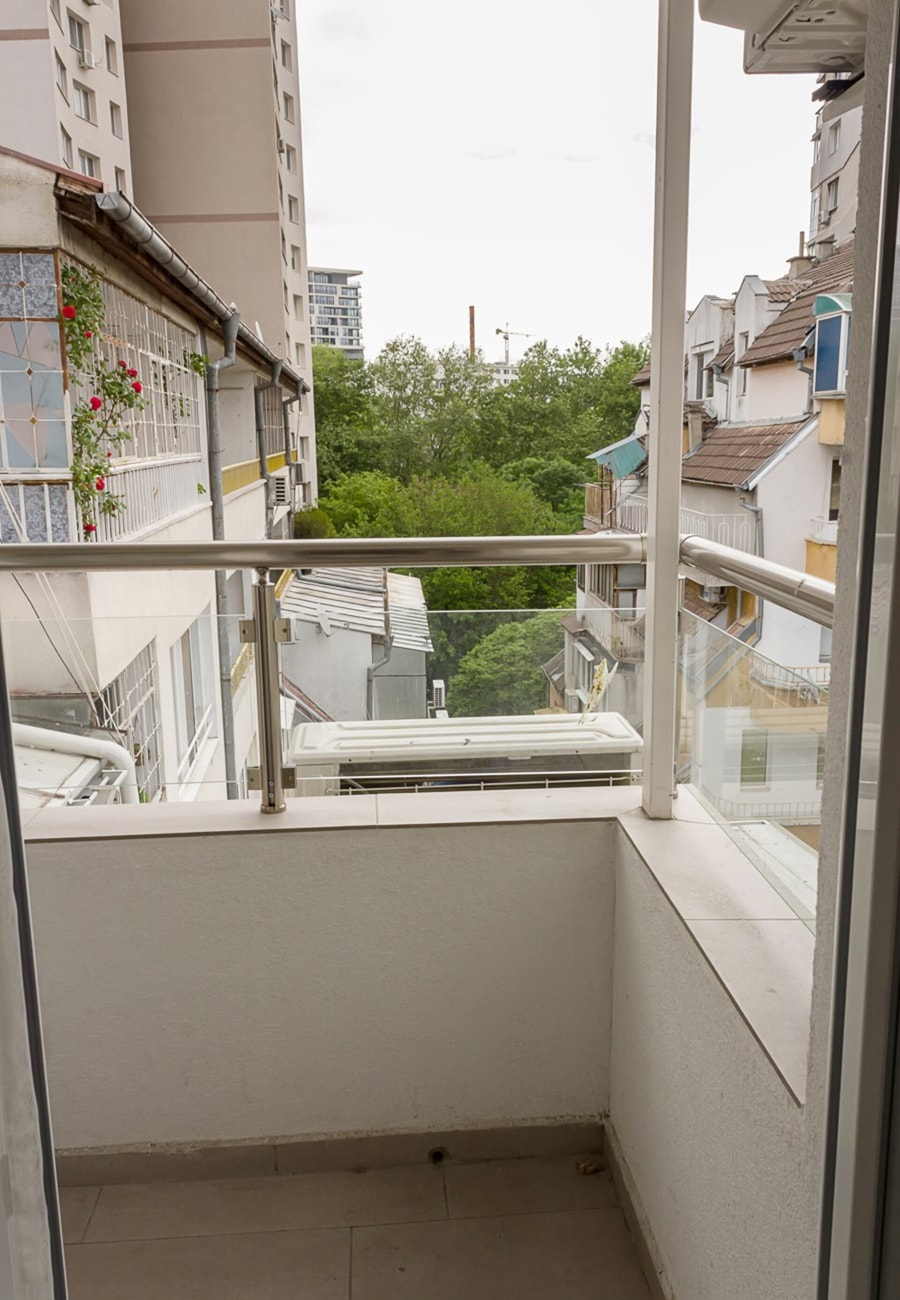 Sea Garden Varna - 2BD Flats with Desk & Balcony 20 Flat Manager Booking