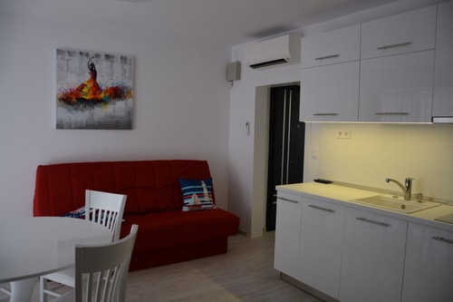 Unbeatable Location: New Lux Apartment Varna beach 3 Flat Manager Booking