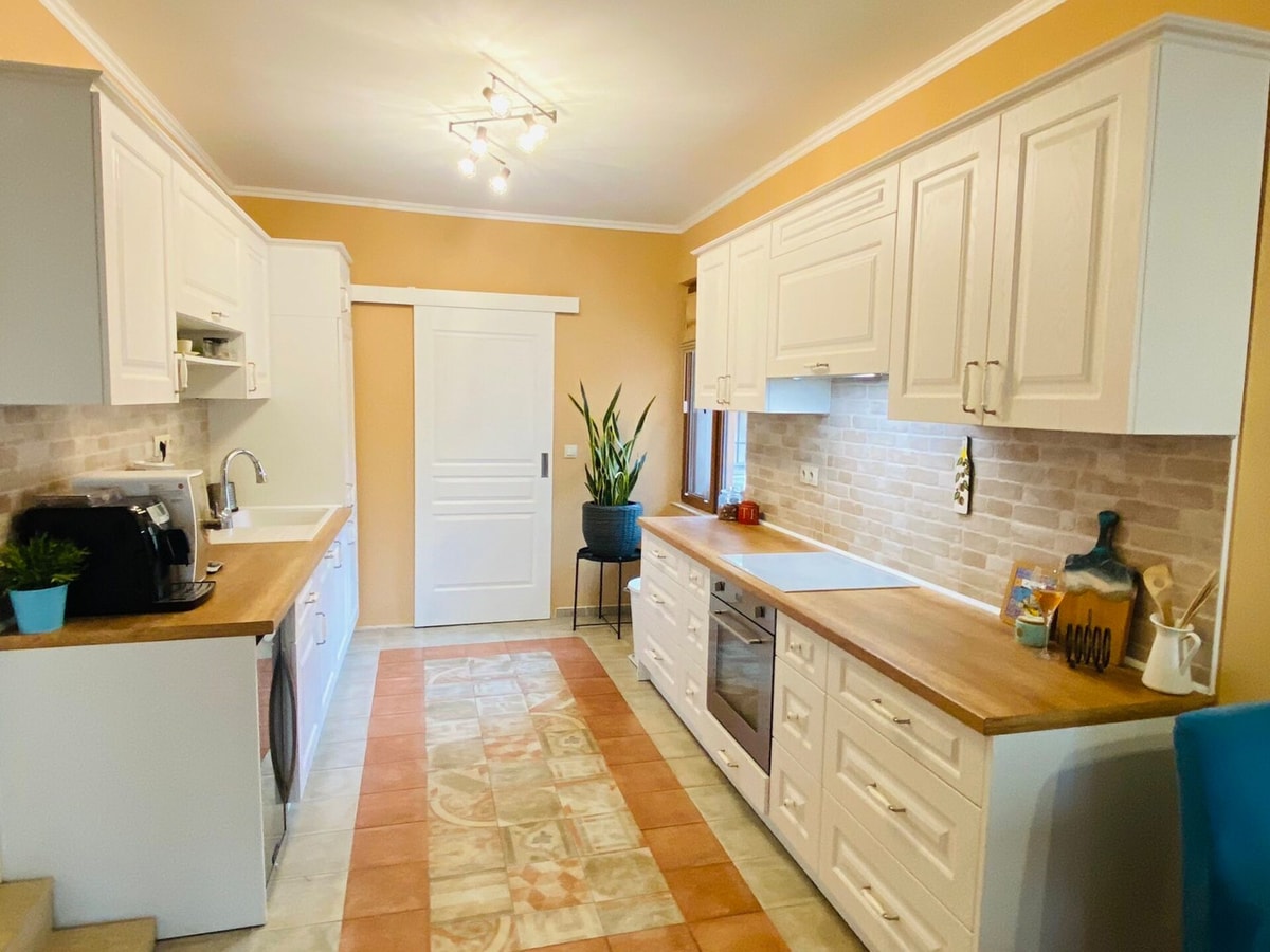 Modern Villa with Garden in Evksinograd, Varna 7 Flat Manager Booking